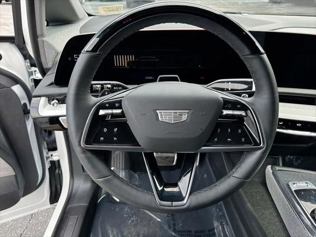 2025 Cadillac iQ Sport 2 AWD