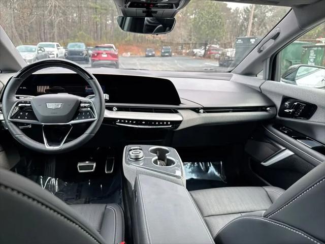 2025 Cadillac iQ Sport 2 AWD