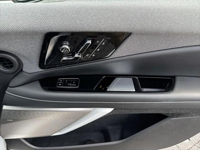 2025 Cadillac iQ Sport 2 AWD