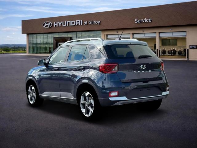 2026 Hyundai Venue SEL w/Two-Tone Roof