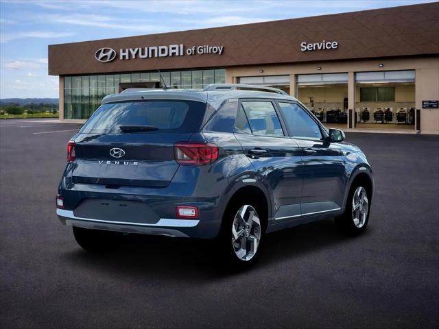 2026 Hyundai Venue SEL w/Two-Tone Roof