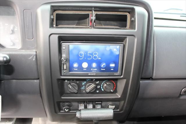 2001 Jeep Cherokee Sport
