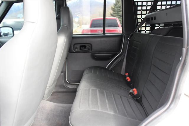 2001 Jeep Cherokee Sport