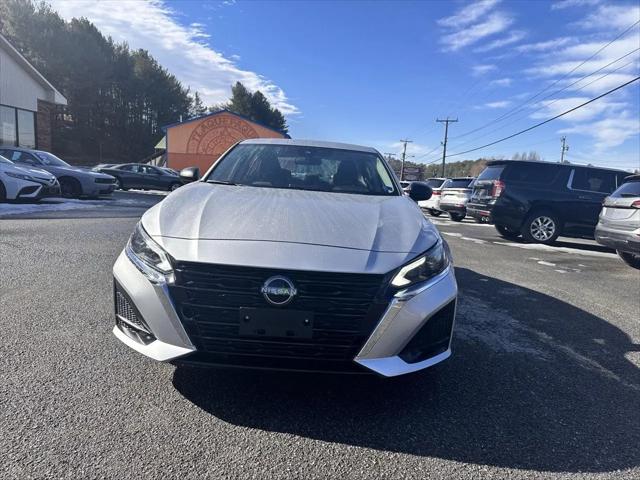 2024 Nissan Altima SV FWD