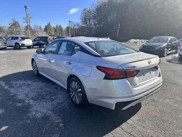 2024 Nissan Altima SV FWD