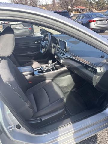 2024 Nissan Altima SV FWD