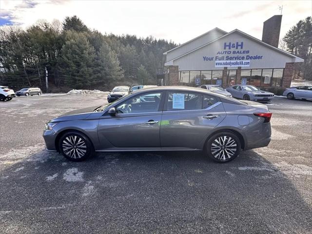2024 Nissan Altima SV FWD