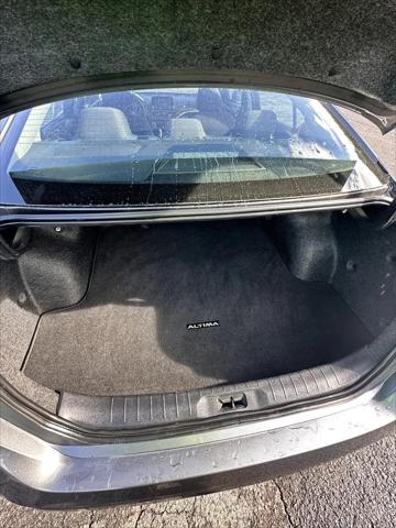 2024 Nissan Altima SV FWD