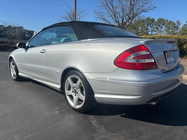 2005 Mercedes-Benz CLK-CLASS Unknown