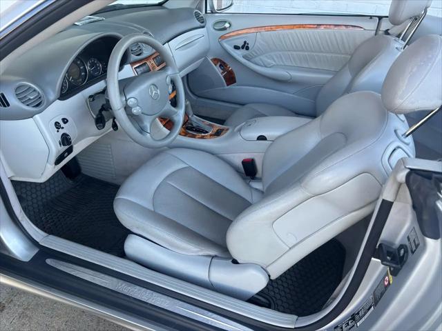 2005 Mercedes-Benz CLK-CLASS Unknown