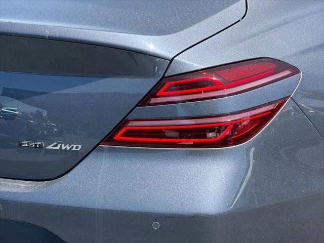 2026 Genesis G70 3.3T Prestige Graphite