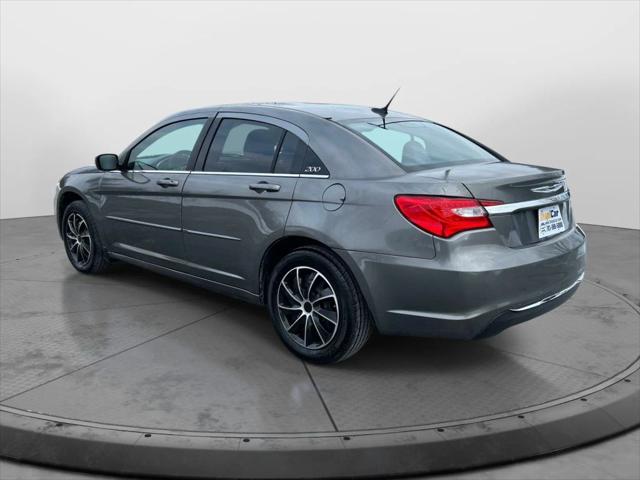 2012 Chrysler 200 LX