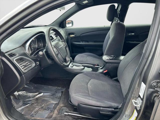 2012 Chrysler 200 LX