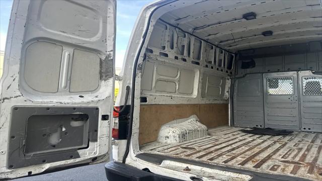 2016 Nissan 3500 S V8