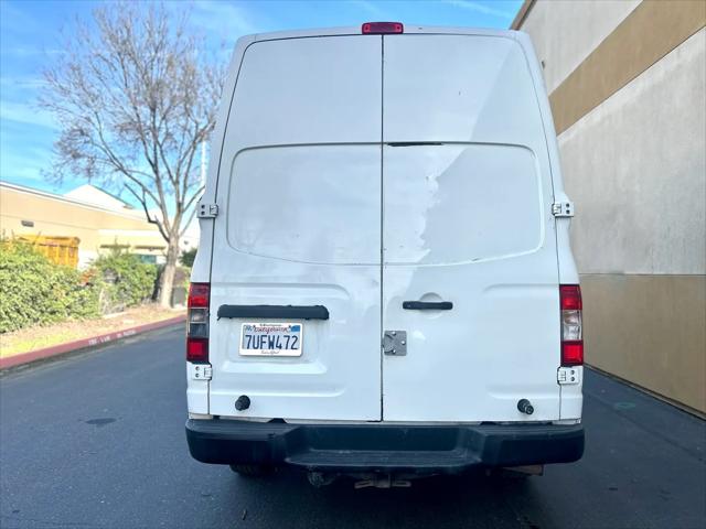 2016 Nissan 3500 S V8