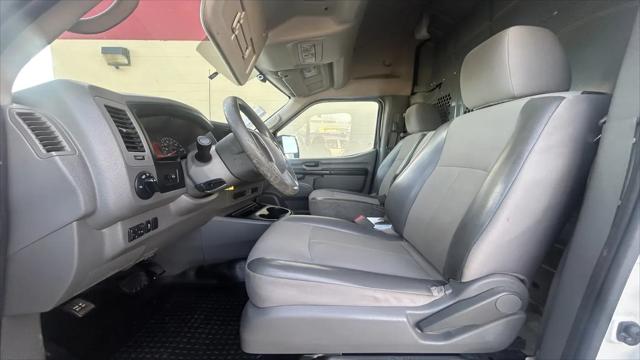 2016 Nissan 3500 S V8