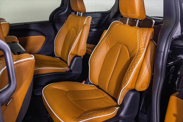 2026 Chrysler Pacifica Pinnacle AWD