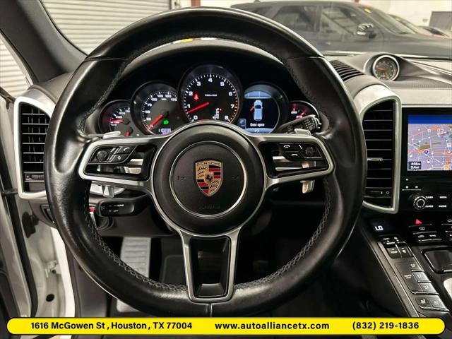 2017 Porsche Cayenne Platinum Edition