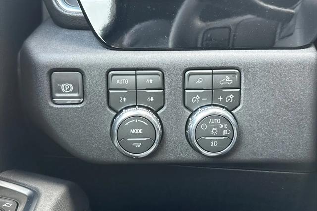 2026 GMC Sierra 3500HD Double Cab, Long Bed, SLE Dual Rear Wheel, 4WD