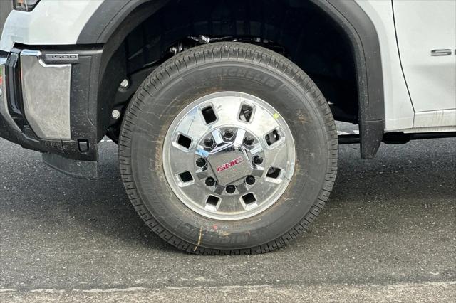 2026 GMC Sierra 3500HD Double Cab, Long Bed, SLE Dual Rear Wheel, 4WD