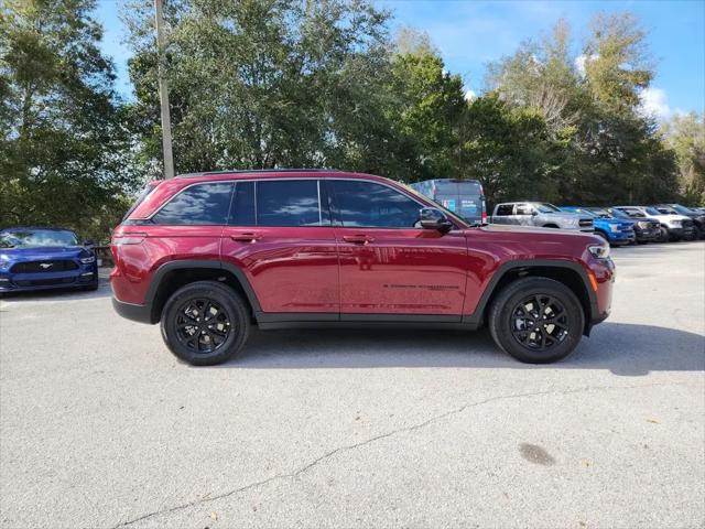 2026 Jeep Grand Cherokee Altitude 4x4