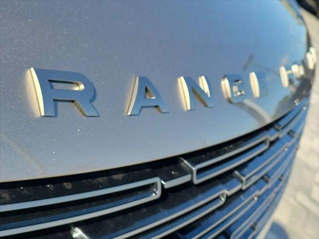 2026 Land Rover Range Rover P530 SE