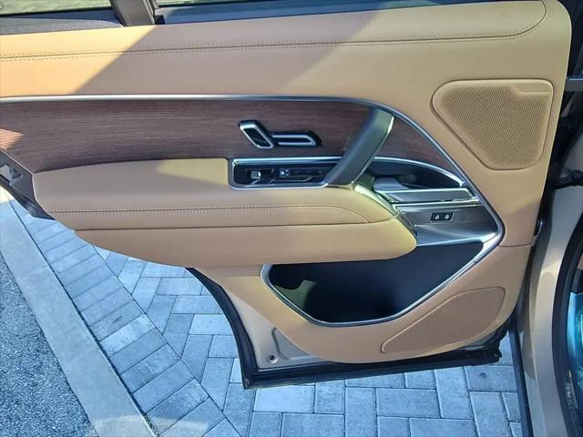 2026 Land Rover Range Rover P530 SE