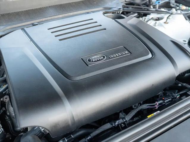 2024 Land Rover Discovery P300 Dynamic SE
