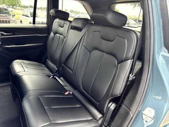 2026 Jeep Grand Cherokee Limited 4x2