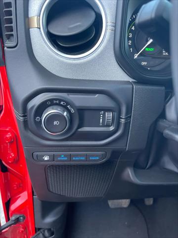 2025 Jeep Wrangler 4xe Sahara 4xe