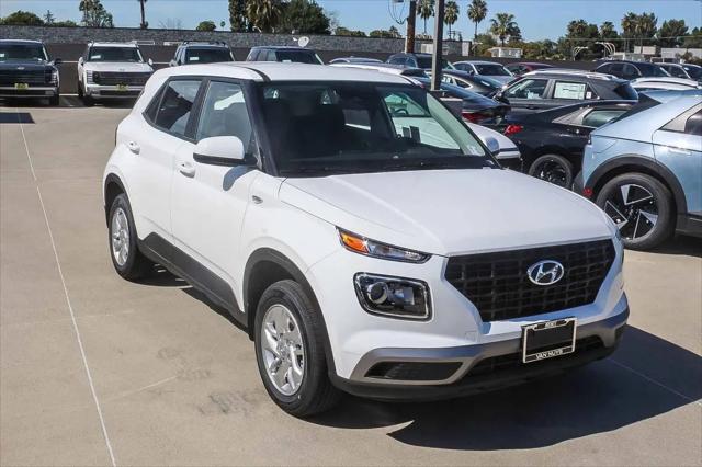 2026 Hyundai Venue SE