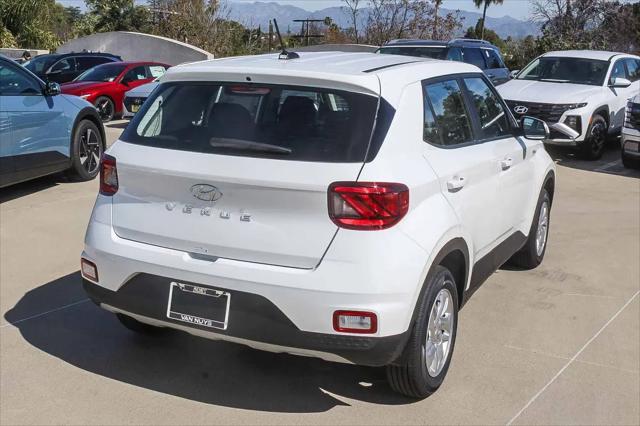 2026 Hyundai Venue SE
