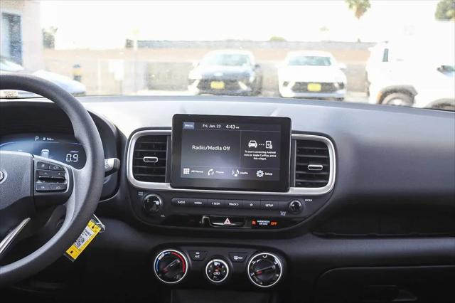 2026 Hyundai Venue SE