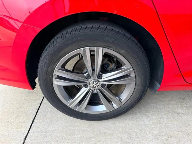 2019 Volkswagen Jetta 1.4T R-Line