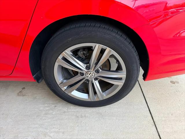 2019 Volkswagen Jetta 1.4T R-Line