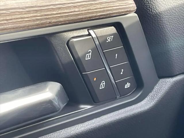 2026 GMC Acadia Denali AWD
