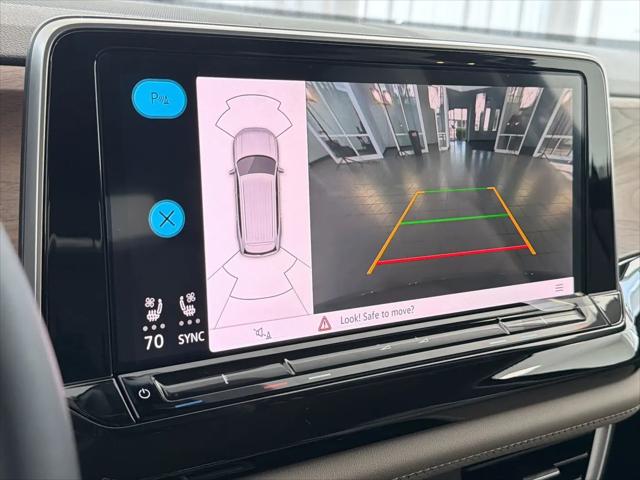 2026 Volkswagen Atlas SE with Technology