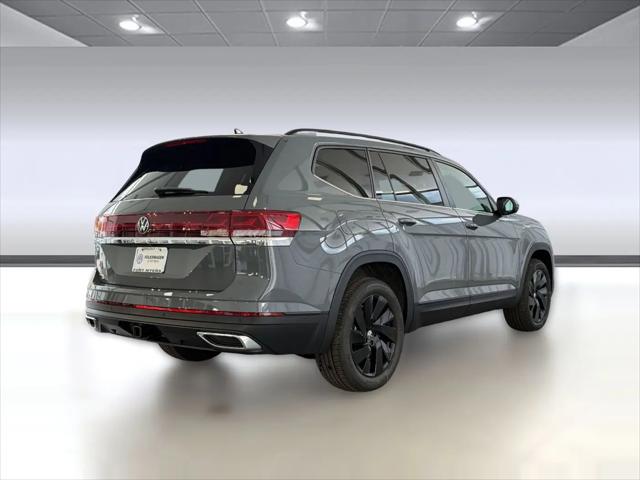 2026 Volkswagen Atlas SE with Technology
