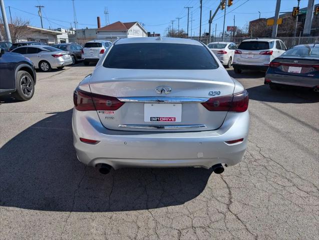 2015 INFINITI Q50h Premium