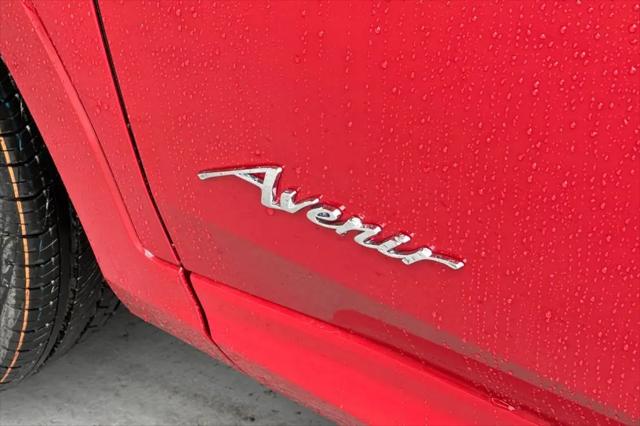 2026 Buick NV Avenir FWD