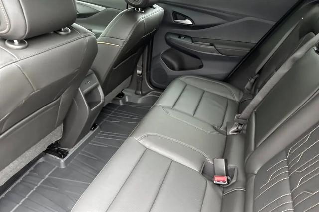 2026 Buick NV Avenir FWD