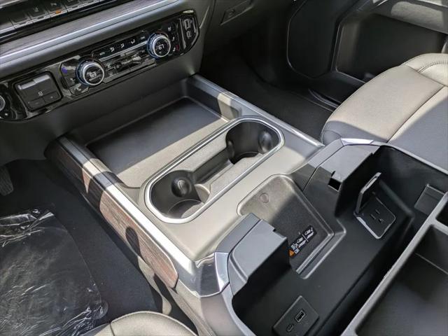 2026 GMC Sierra 2500HD Crew Cab, Standard Bed, SLT, 4WD