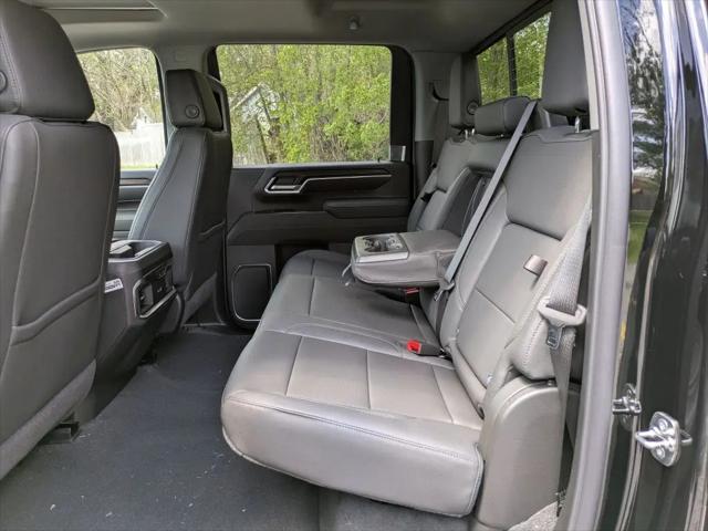 2026 GMC Sierra 2500HD Crew Cab, Standard Bed, SLT, 4WD