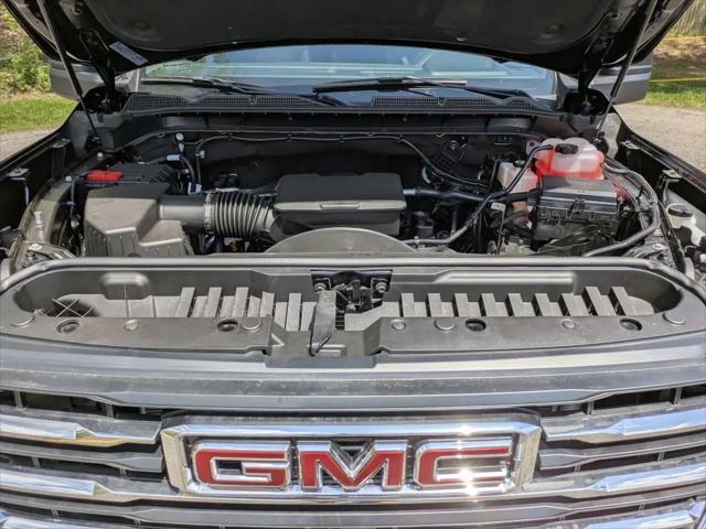 2026 GMC Sierra 2500HD Crew Cab, Standard Bed, SLT, 4WD