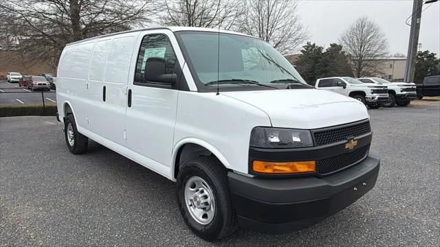 2026 Chevrolet Express Cargo Van 2500 Extended Wheelbase, WT, RWD