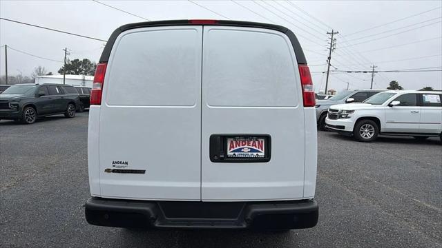 2026 Chevrolet Express Cargo Van 2500 Extended Wheelbase, WT, RWD