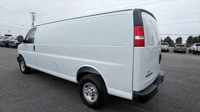 2026 Chevrolet Express Cargo Van 2500 Extended Wheelbase, WT, RWD