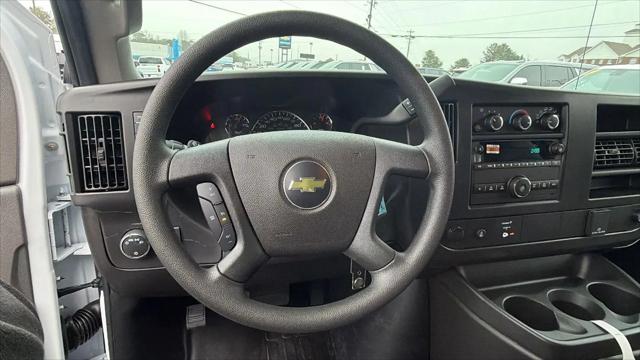 2026 Chevrolet Express Cargo Van 2500 Extended Wheelbase, WT, RWD