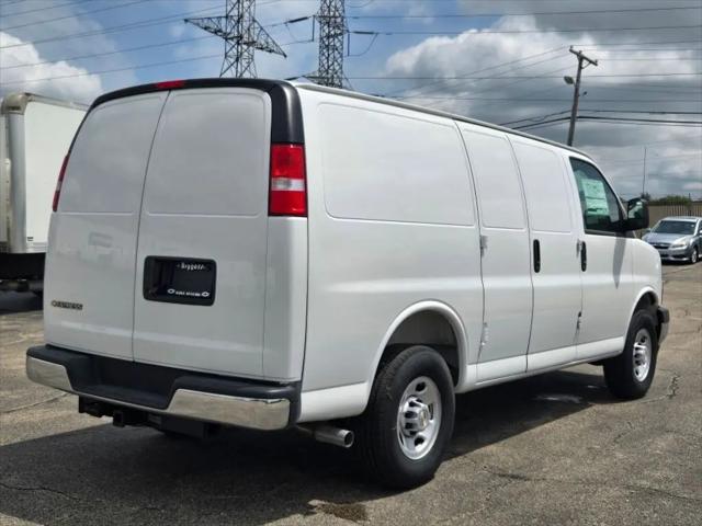 2025 Chevrolet Express Cargo Van RWD 2500 Regular Wheelbase WT