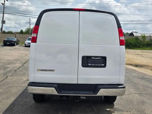 2025 Chevrolet Express Cargo Van RWD 2500 Regular Wheelbase WT